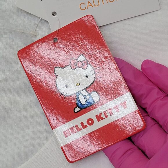 Sanrio Hello-Kitty Shirt Womens Large 20x25 Embroidered Logo - Picture 6 of 14